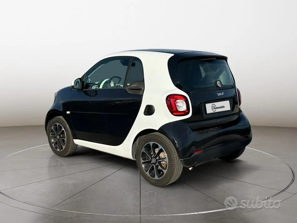 Smart Fortwo 2015 photo 3