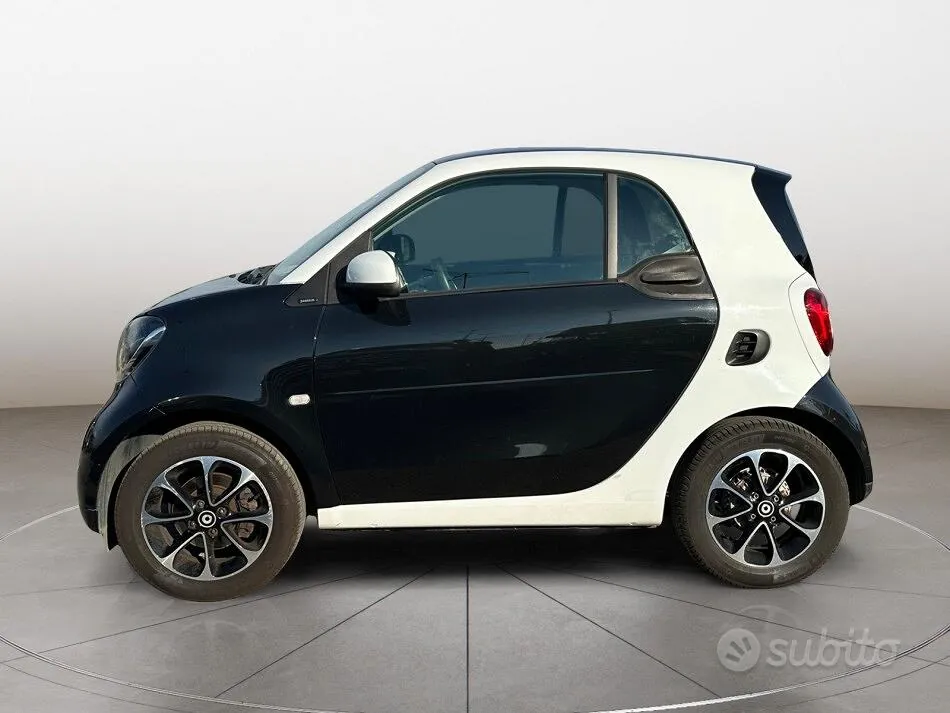 Smart Fortwo 2015 photo 2