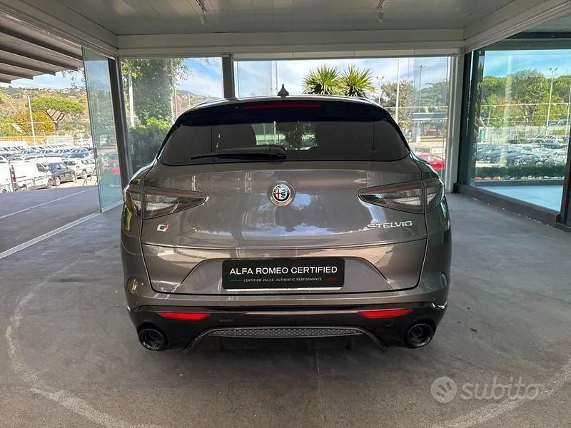 Alfa Romeo Stelvio 2023 photo 4
