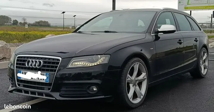 Audi A4 2010 photo 5