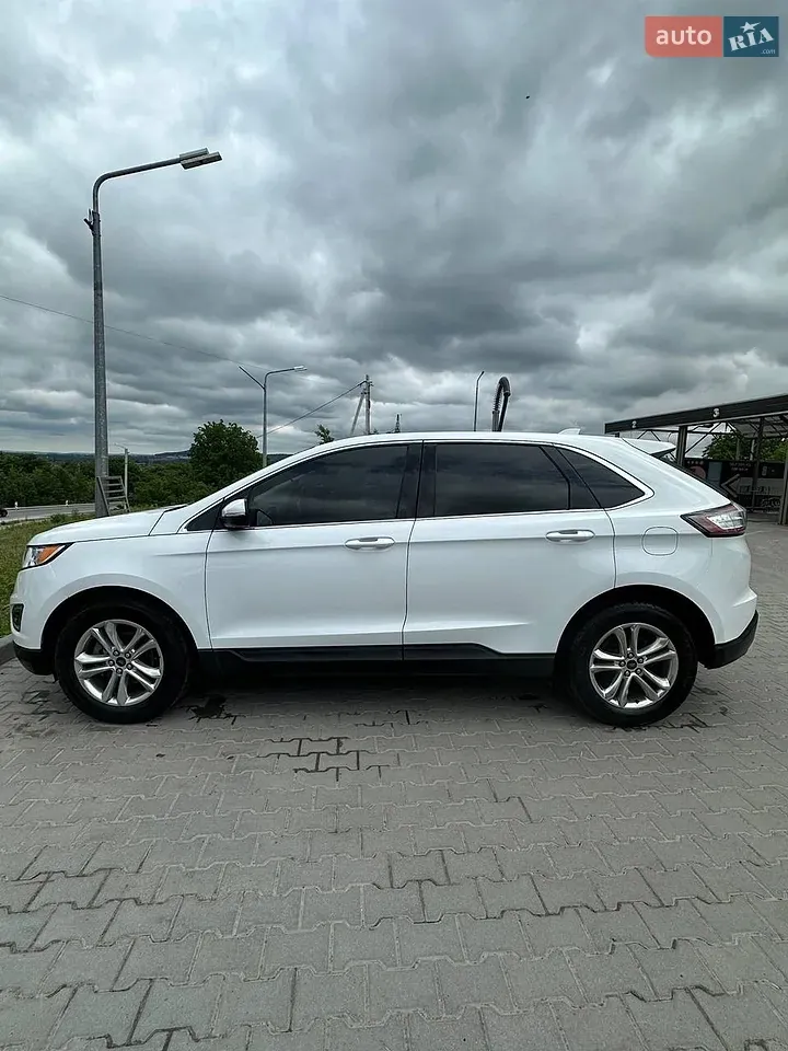 Ford Edge 2018 photo 2