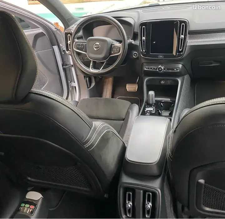 Volvo Xc40 2020 photo 3