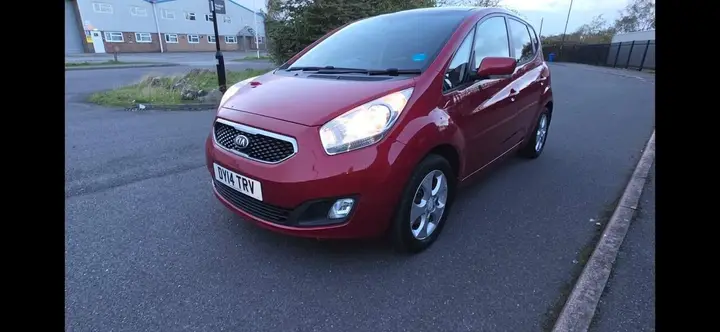 Kia Venga 2014 photo 3