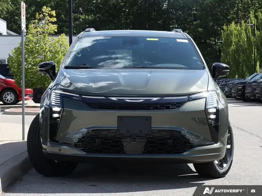 Chrysler Pacifica 2027 photo 2