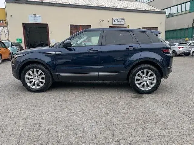 Land Rover Range Rover Evoque 2018 photo 3