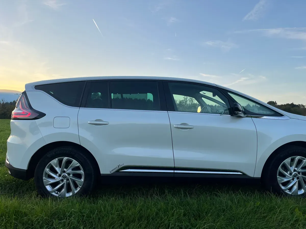 Renault Espace 2015 photo 3