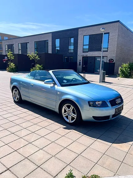 Audi A4 2003 photo 4