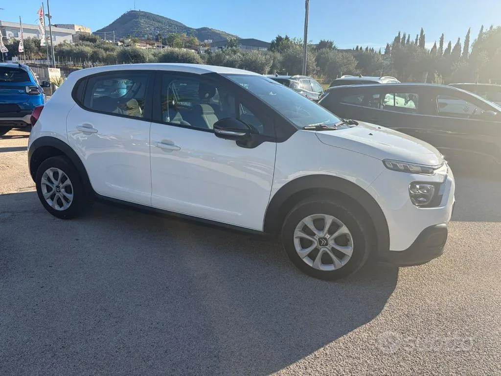 Citroen C3 2022 photo 2