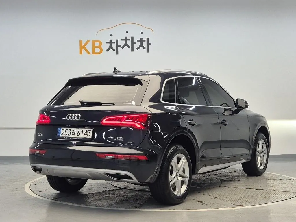 Audi Q5 2020 photo 3