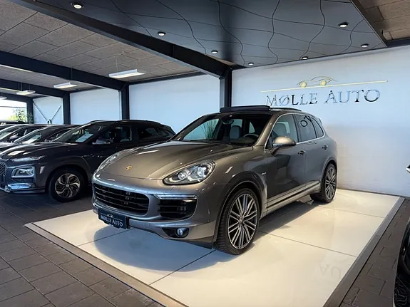 Porsche Cayenne 2017 photo 2
