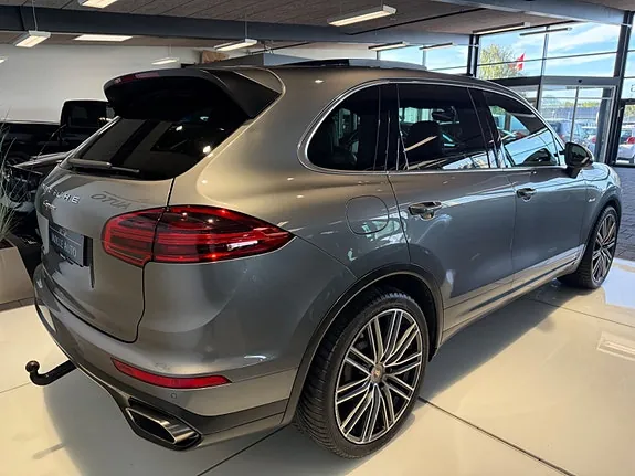 Porsche Cayenne 2017 photo 3