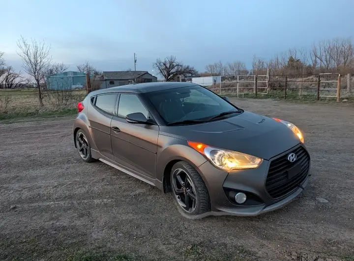 Hyundai Veloster