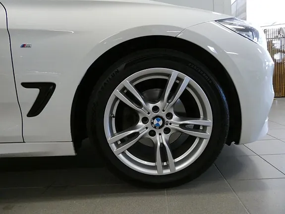 BMW 320D 2019 photo 4