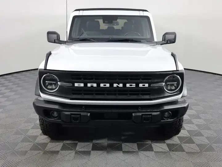 Ford Bronco 2022 photo 2