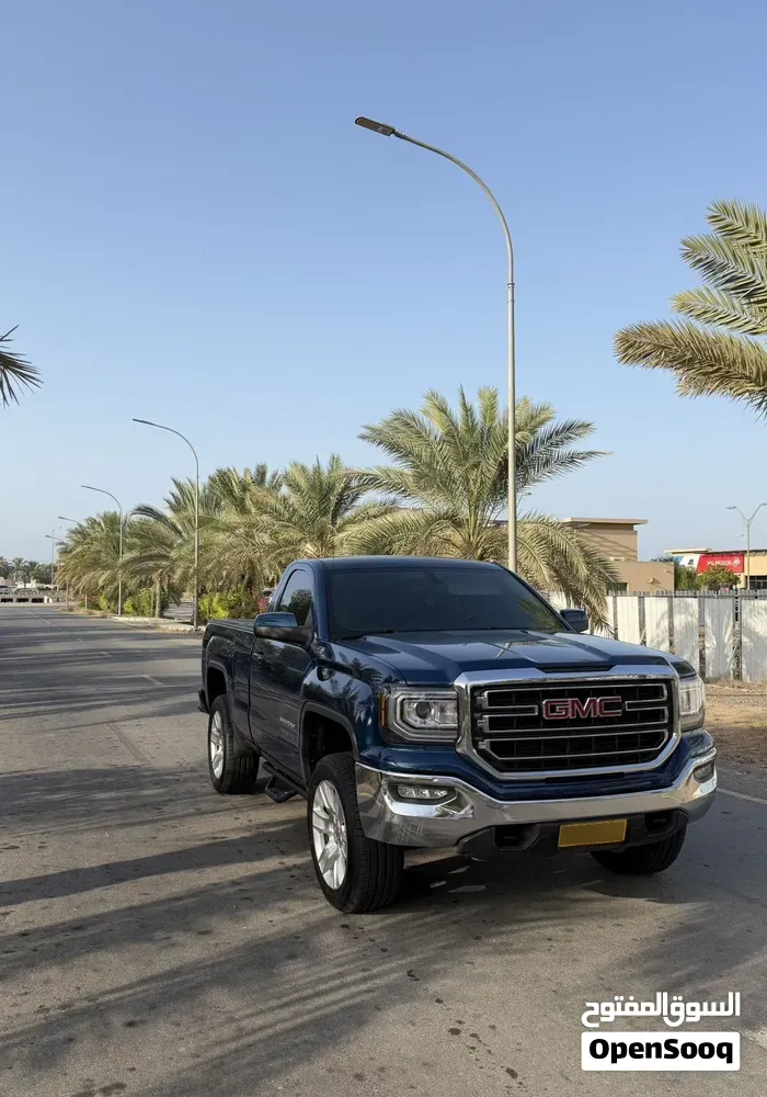 GMC Sierra 2018 photo 2