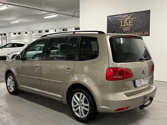 Volkswagen Touran 2013 photo 4