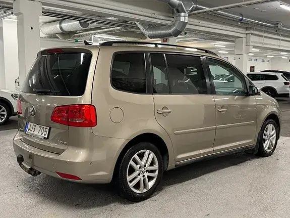 Volkswagen Touran 2013 photo 3