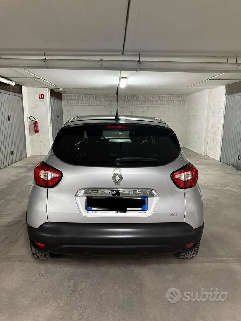Renault Captur 2016 photo 2