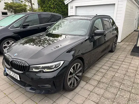BMW 330I 2020 photo 2
