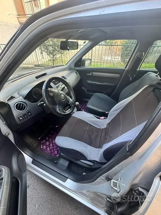 Suzuki Swift 2018 photo 4