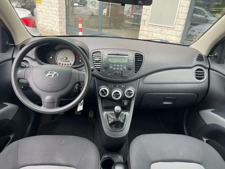 Hyundai I10 2010 photo 2