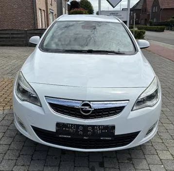 Opel Astra 2018 photo 3