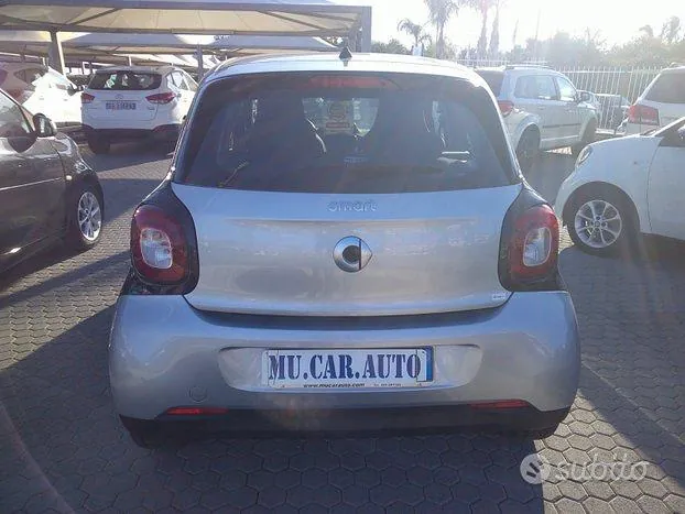 Smart Forfour 2016 photo 4