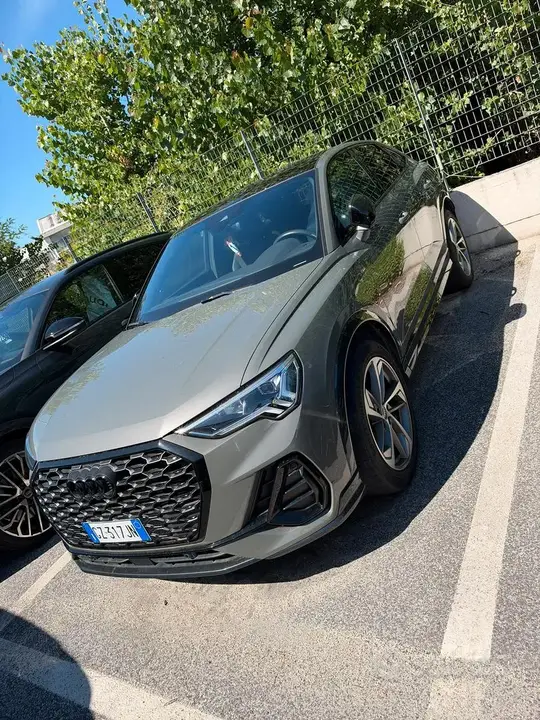 Audi Q3 2025 photo 2