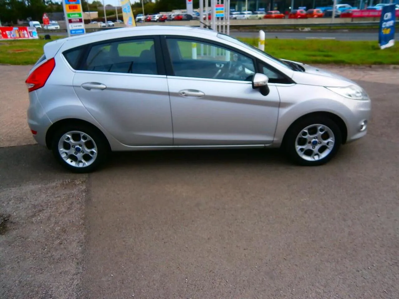 Ford Fiesta 2013 photo 3