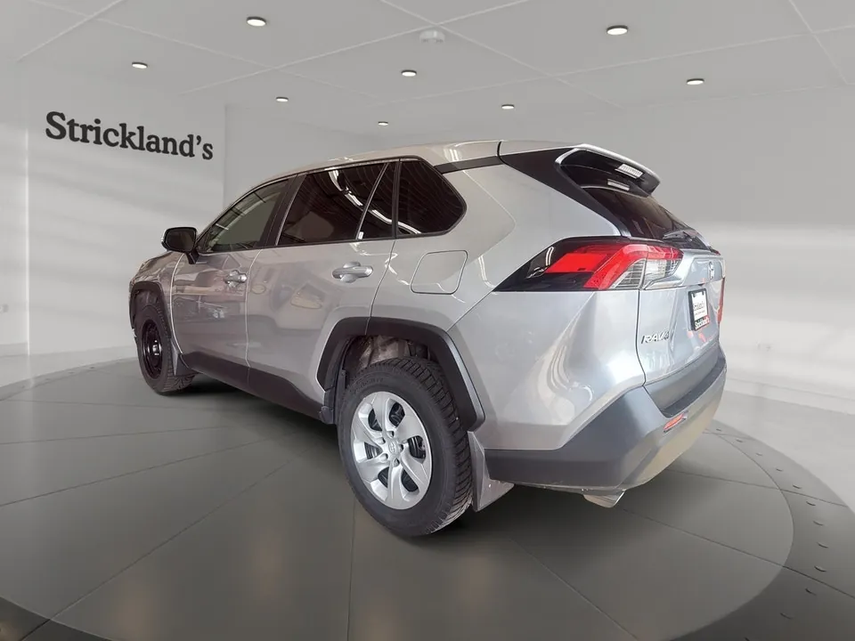 Toyota Rav4 2025 photo 4