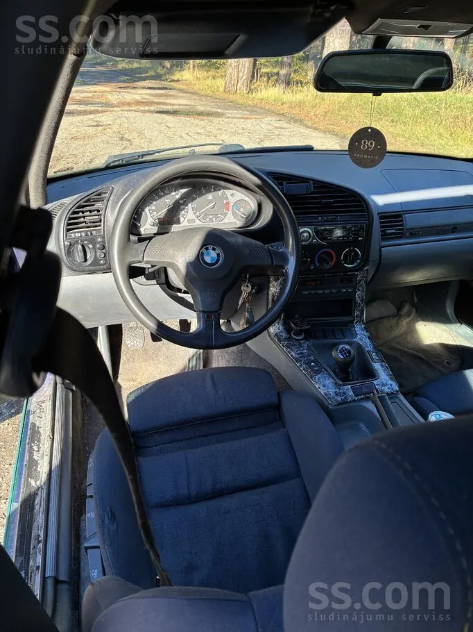 BMW 318I 1995 photo 5