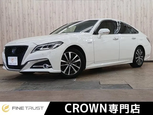 Toyota Crown Hybrid G