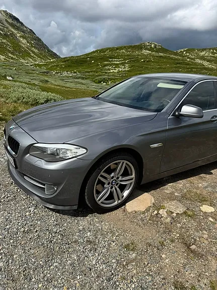 BMW 520D 2011 photo 2