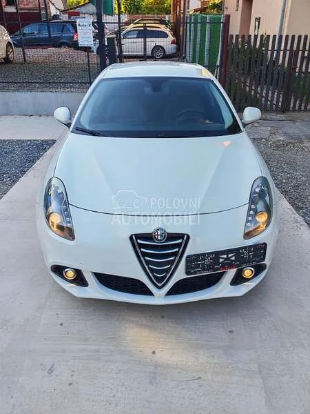 Alfa Romeo Giulietta 2014 photo 3