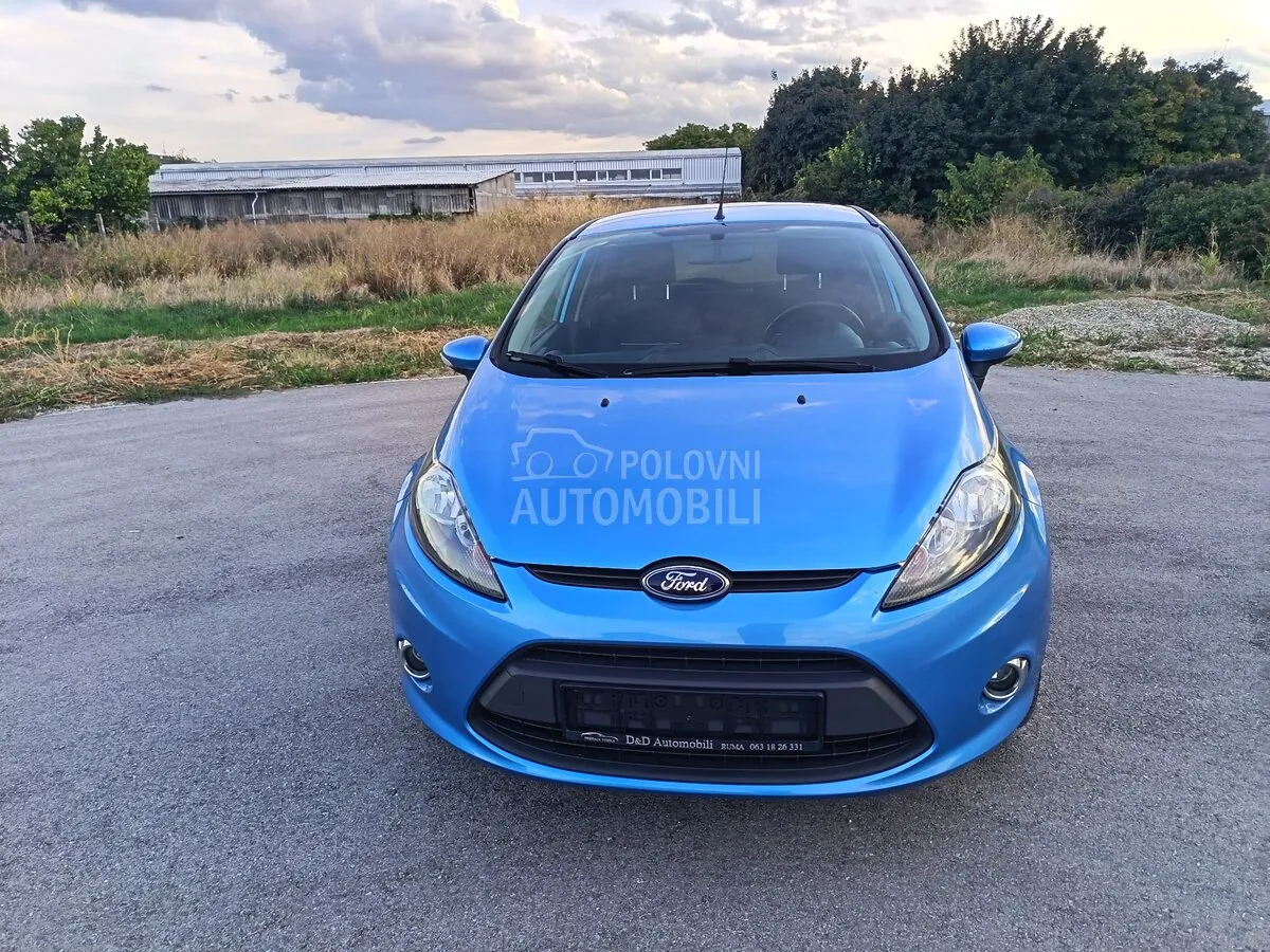 Ford Fiesta 2011 photo 4