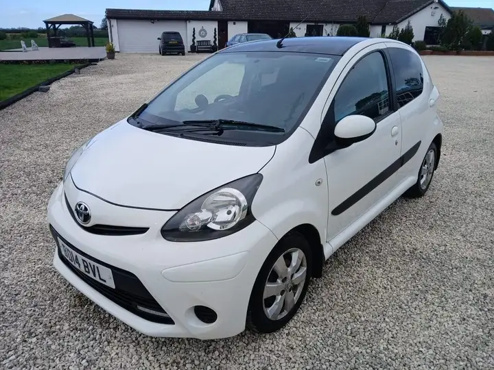 Toyota Aygo 2014 photo 3