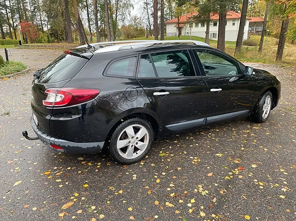 Renault Megane Iii 2011 photo 3