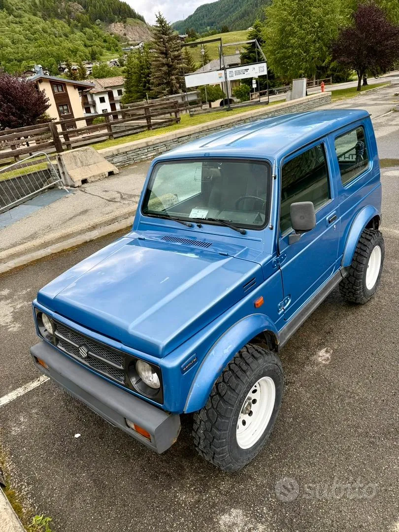 Suzuki Samurai
