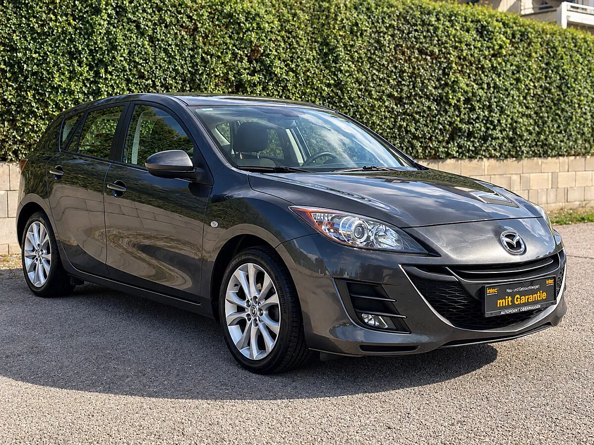 Mazda Mazda3 2012 photo 3