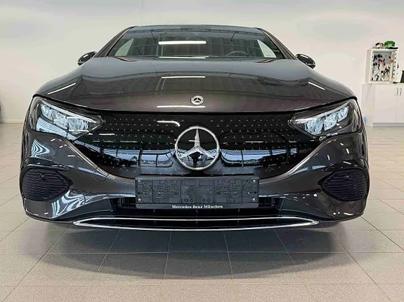 Mercedes-Benz Eqe300 2024 photo 3