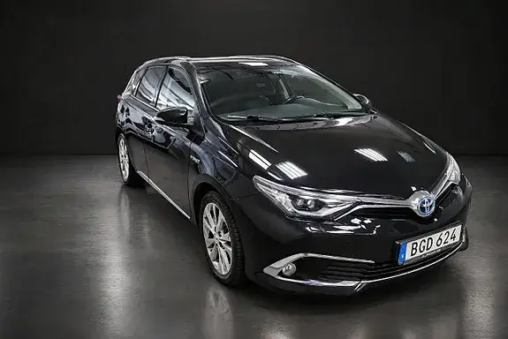 Toyota Auris 2016 photo 3