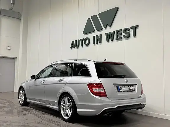 Mercedes-Benz C180 2012 photo 4