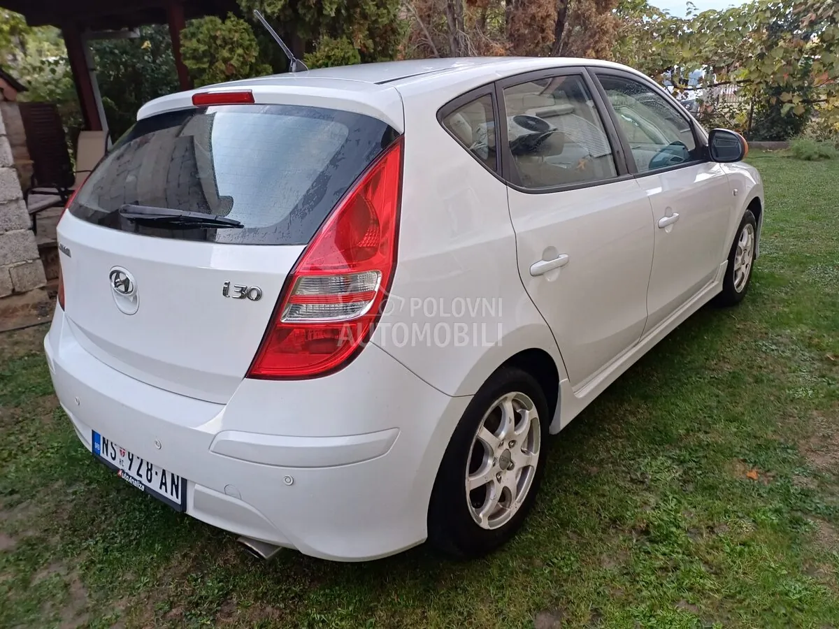 Hyundai I30 2011 photo 5