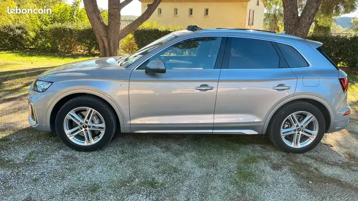Audi Q5 2023 photo 2