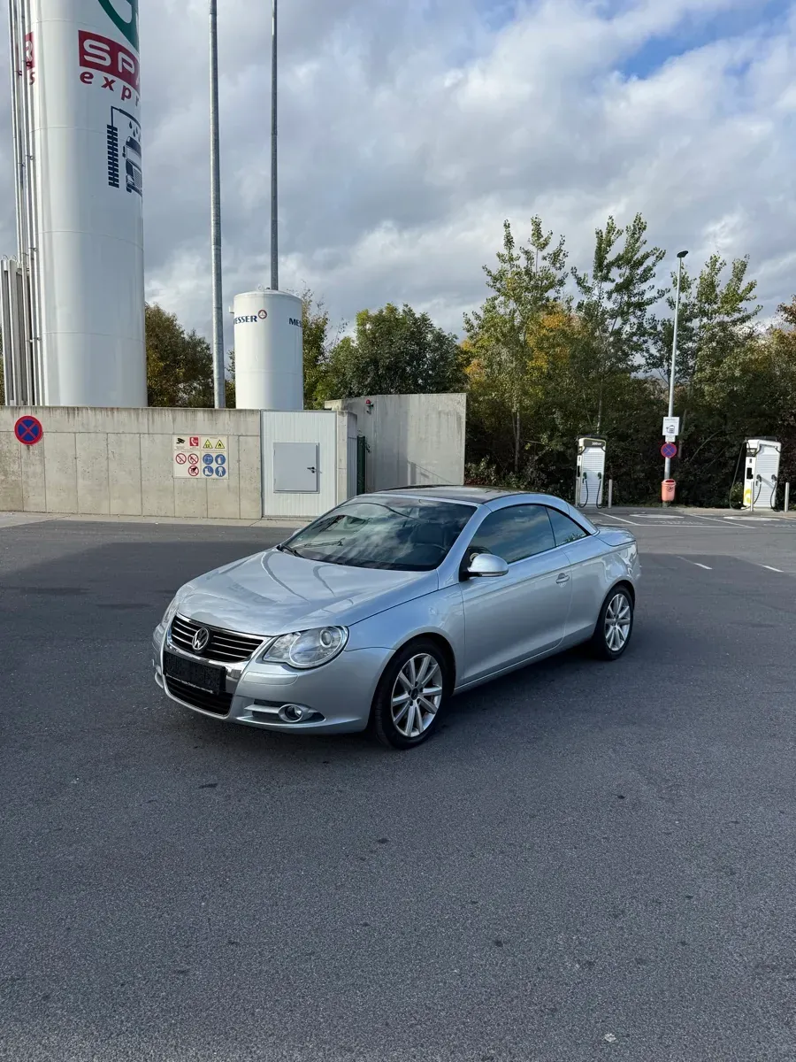 Volkswagen Eos