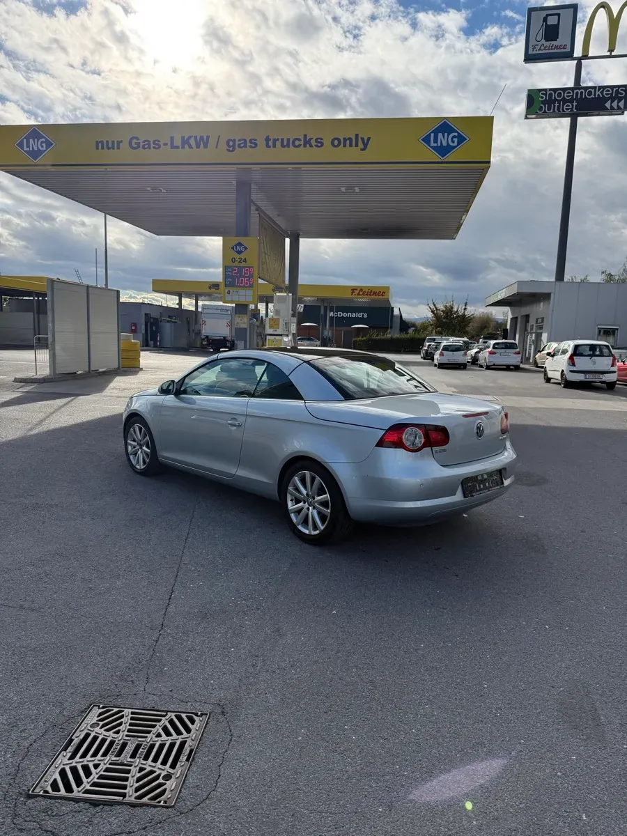 Volkswagen Eos 2008 photo 2