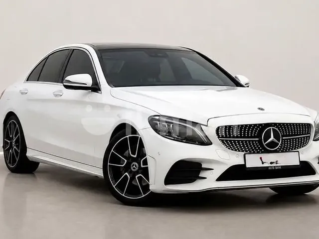 Mercedes-Benz C200