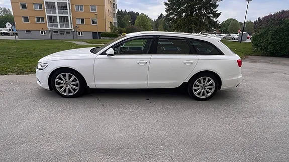 Audi A6 2014 photo 2