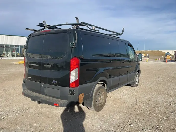 Ford Transit Cargo 2016 photo 5