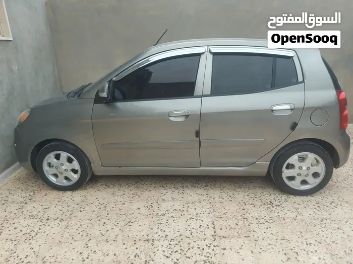 Kia Picanto 2008 photo 2